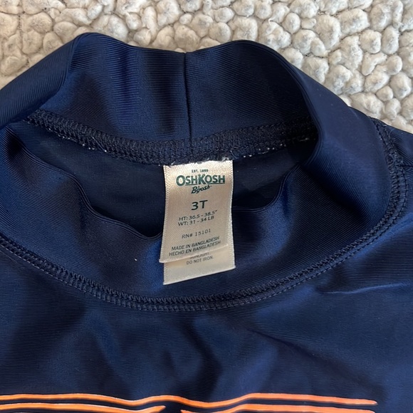 3T Rash guard - Picture 3 of 3